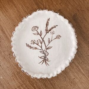 Milk and Honey Le Petite Holder